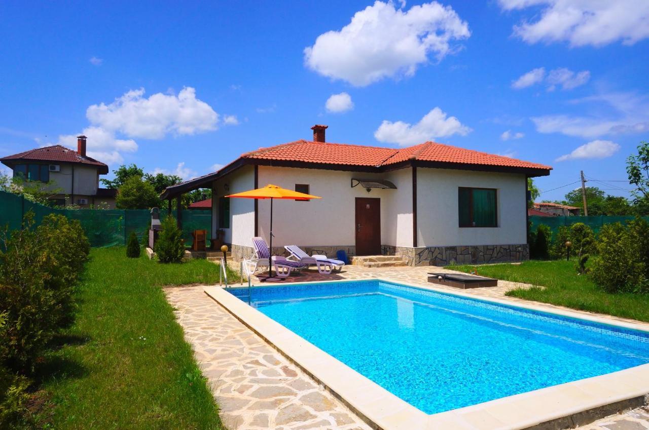 Вила Едем - Villa Edem - Beach Bolata Area Bulgarevo Ngoại thất bức ảnh