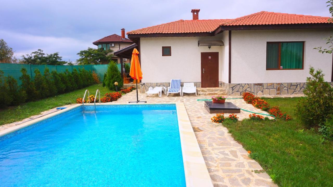 Вила Едем - Villa Edem - Beach Bolata Area Bulgarevo Ngoại thất bức ảnh