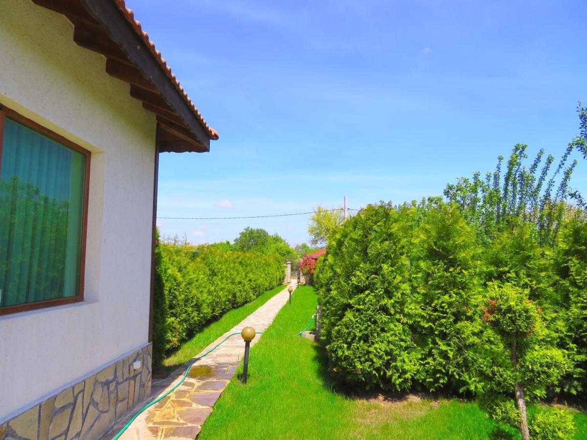 Вила Едем - Villa Edem - Beach Bolata Area Bulgarevo Ngoại thất bức ảnh